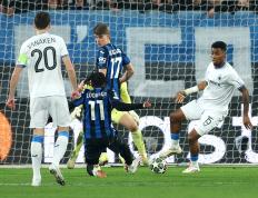 IM体育在线注册-波兰客场告捷，成功杀入欧预赛16强赛的简单介绍