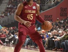 IM体育注册链接-黄蜂大胜开拓者，击败对手轻松获胜