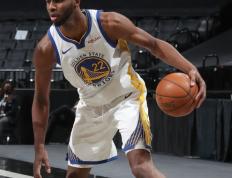 IM体育-包含法国球员丽塔詹姆斯被誉为新一代篮球天才，备受瞩目的词条