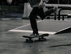 IM体育动画直播通道-世界杯预选赛焦点战，广厦队战术封锁辽宁队，篮球智慧与团队协作的完美展现