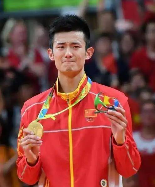 IM体育官网入口-马来西亚羽毛球队力克法国羽毛球队,谌龙惊艳世界的简单介绍