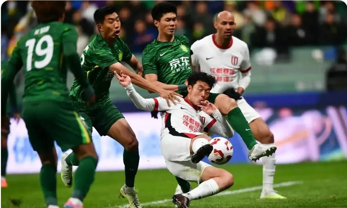 IM体育官方网站-国安门将发挥出色，助球队保持不败纪录的简单介绍