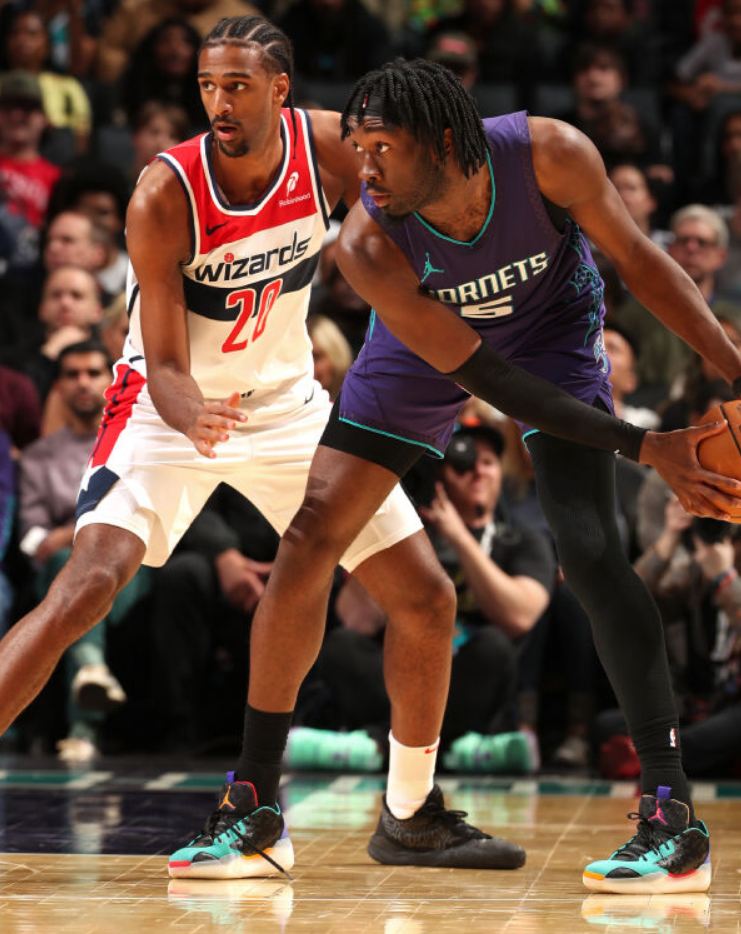 IM体育注册链接-黄蜂大胜开拓者，击败对手轻松获胜