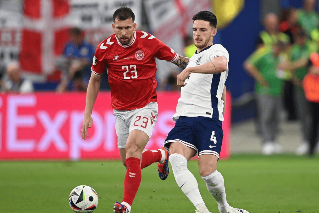 IM体育-包含丹麦队大胜，轻松闯入淘汰赛的词条