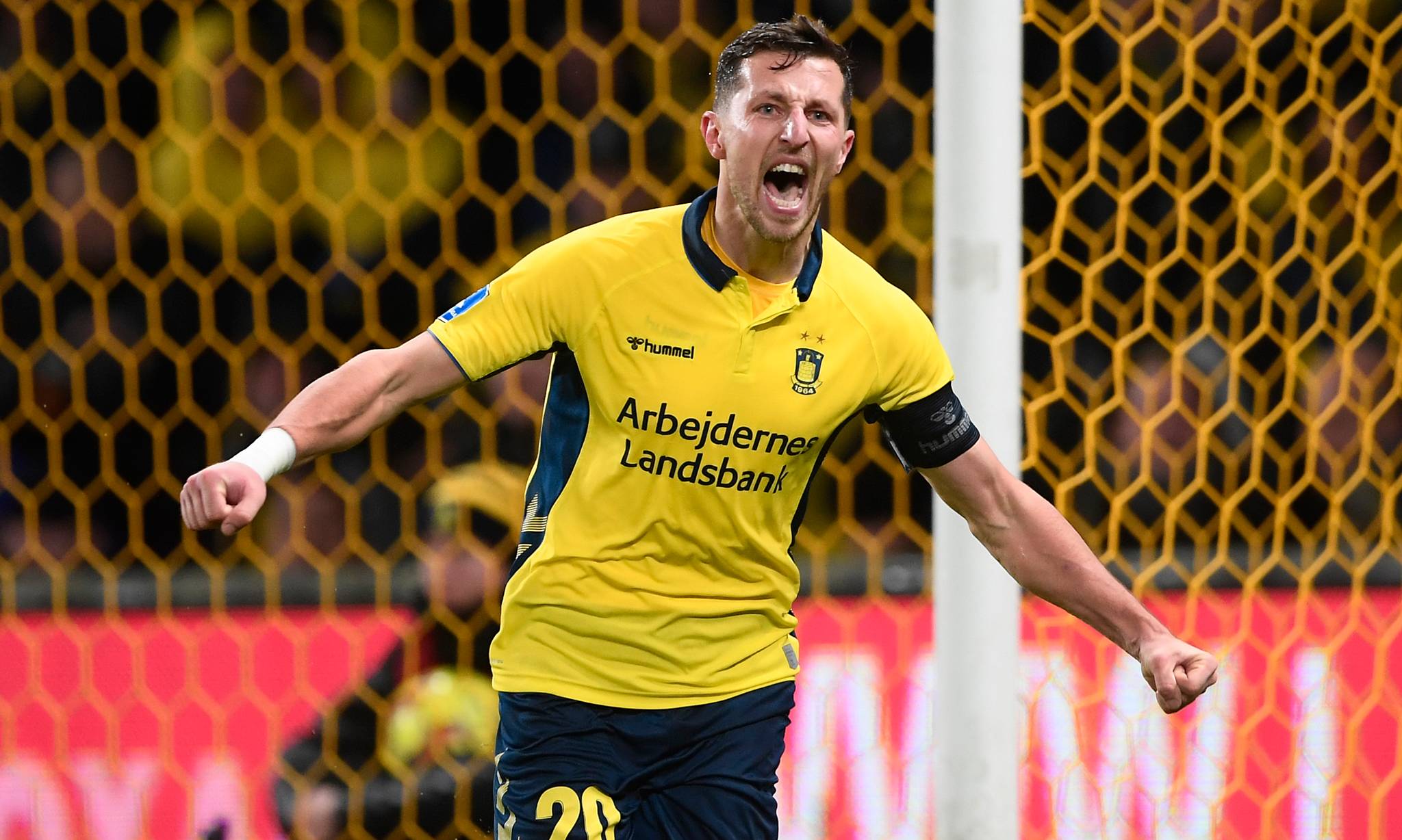 IM体育-包含丹麦队大胜，轻松闯入淘汰赛的词条