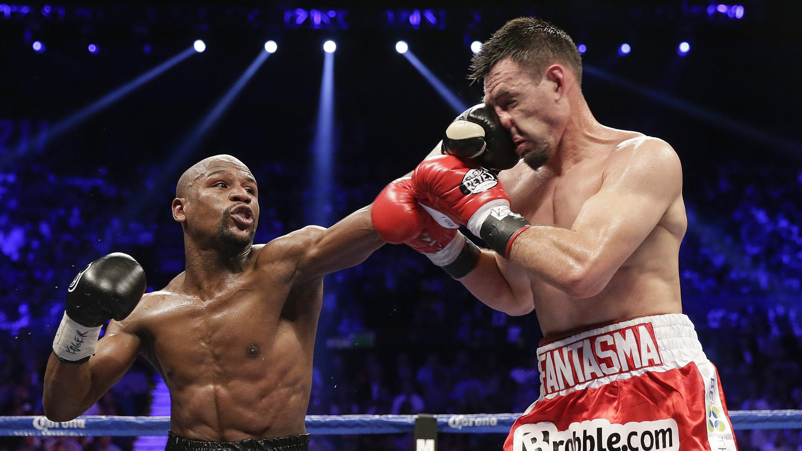 IM体育官网-赛道与球场，德罗赞的攻防转换之夜