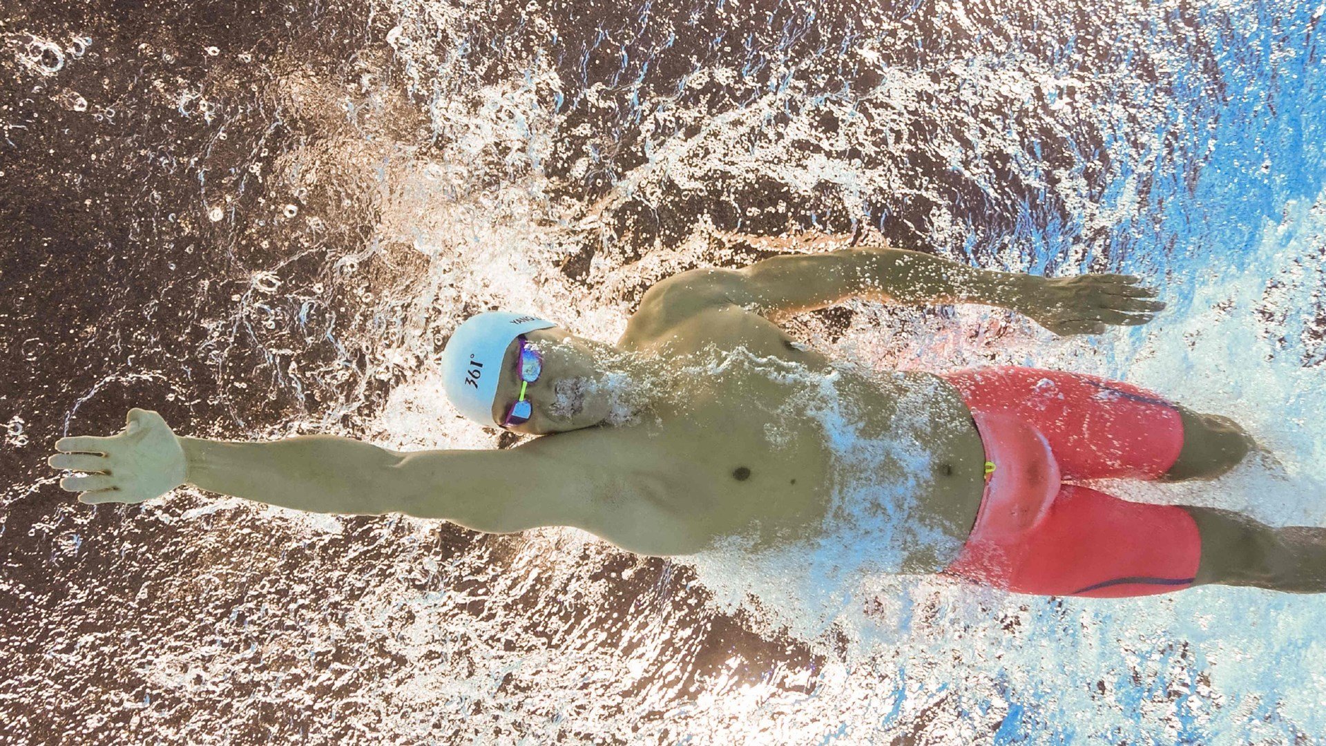 IM体育官方平台-逆袭与点燃,从瑞典队翻盘法国队到樊振东的赛场火焰